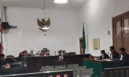 Dalam Pledoi Febri Meminta Terdakwa Dibebaskan Dari Tuntutan Jaksa