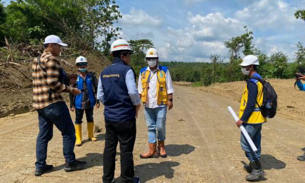 Bupati Minta Panjang Dan Lebar Jalan Pengganti Ditambah
