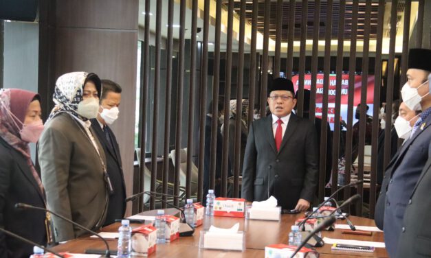 SEKRETARIS MAHKAMAH AGUNG MEMBERIKAN ARAHAN DAN PEMBINAAN PADA PEJABAT ESELON I DAN ESELON II DI LINGKUNGAN MAHKAMAH AGUNG RI