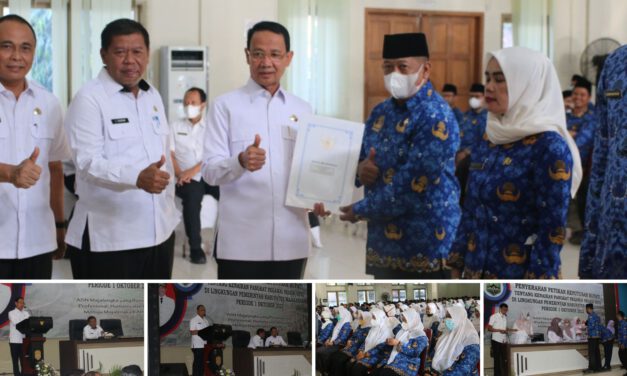 BUPATI MAJALENGKA SERAHKAN 490 SK KENAIKAN PANGKAT PNS