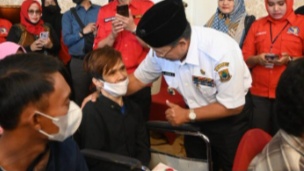 59 penyandang disabilitas di Cianjur dapat bantuan