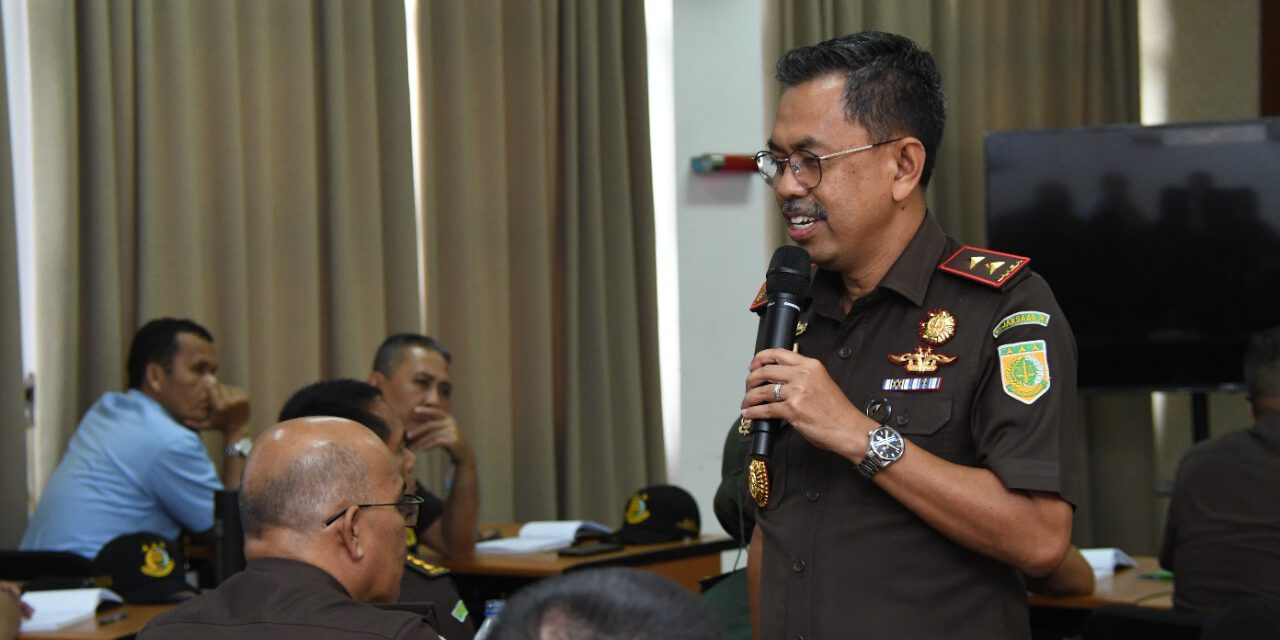 Kajati Jabar Jadi Narasumber Diklat  Terpadu Penanganan Perkara Koneksitas Th 2022.