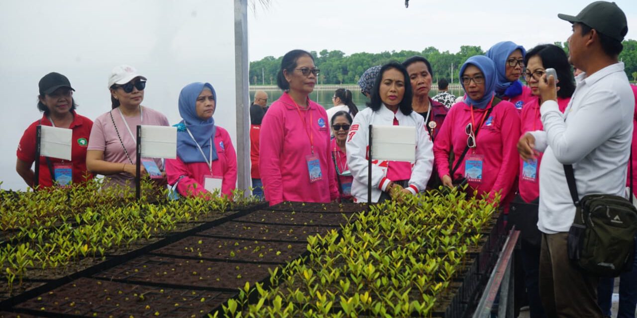 Ketua GOW Ayu Kristi Arya Wibawa Ikuti Touring EV dan Talkshow ” Langit Biru nan Ayu