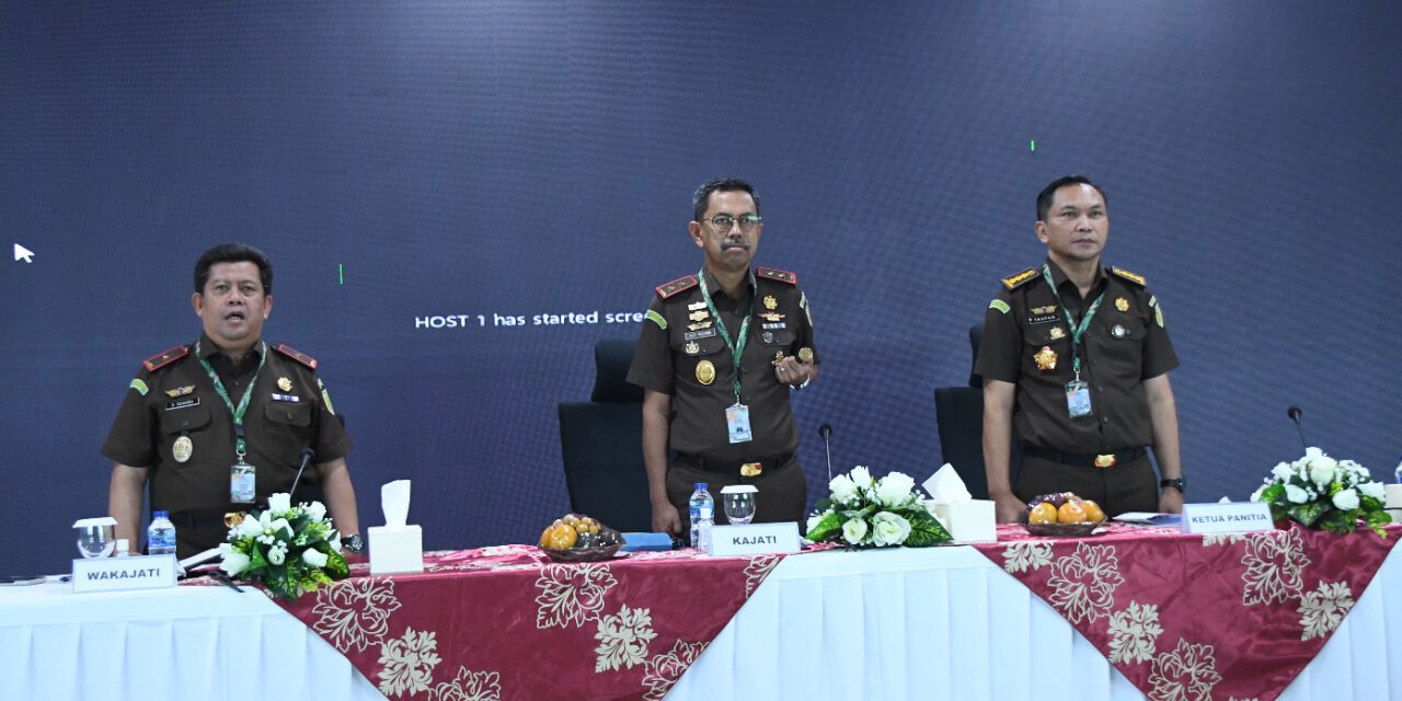 Kajati Evaluasi Kinerja 25 Kejari Se-Jabar