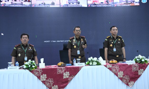 Kajati Evaluasi Kinerja 25 Kejari Se-Jabar