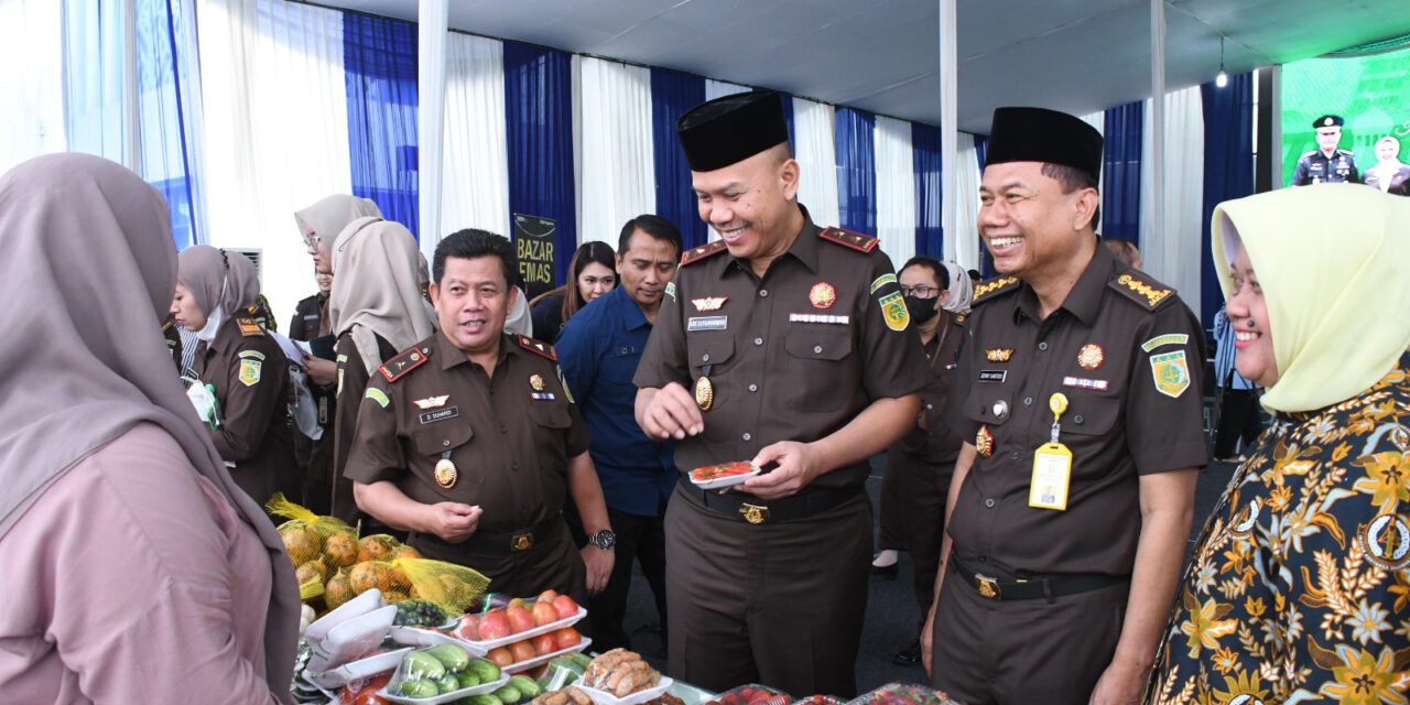 KEJATI JABAR GELAR BAZAR RAMADHA