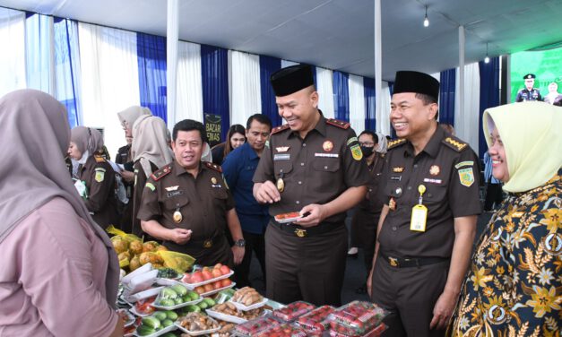 KEJATI JABAR GELAR BAZAR RAMADHA
