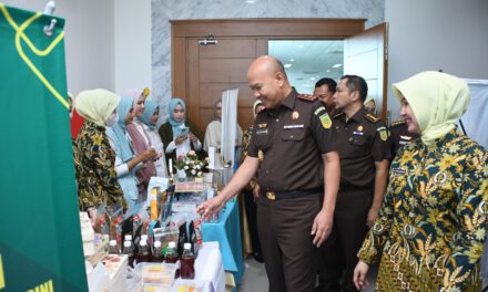 KAJATI JABAR BUKA KEGIATAN PERTEMUAN KONSULTASI IKATAN ADHYAKSA DHARMAKARINI DAERAH SE-JAWA BARAT