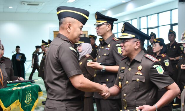 PELANTIKAN DAN SERTIJAB WAKAJATI JAWA BARAT DAN PEJABAT ESELON II dan III