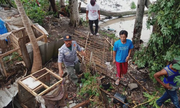 Terdampak Angin Puting Beliung Puluhan Rumah Rusak Di Desa Ciheulang