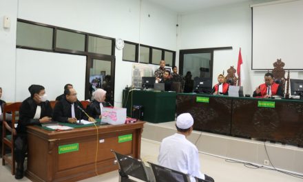 SIDANG KASUS PEMBUNUHAN IBU DAN ANAK DI SUBANG MULAI DISIDANGKAN