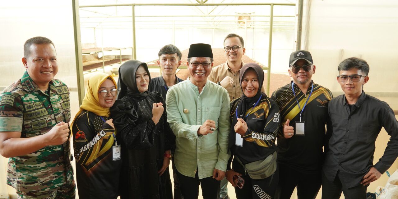 Bupati Bandung Resmikan PT. Satya Bumi Kalingga dan Ekspor Perdana Komoditi Cengkeh ke Pakistan