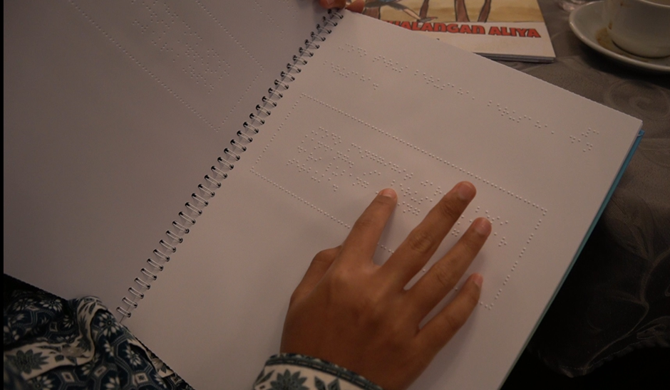 Badan Bahasa Menggelar Uji Keterbacaan Bahan Bacaan Bermutu (Buku Braille)