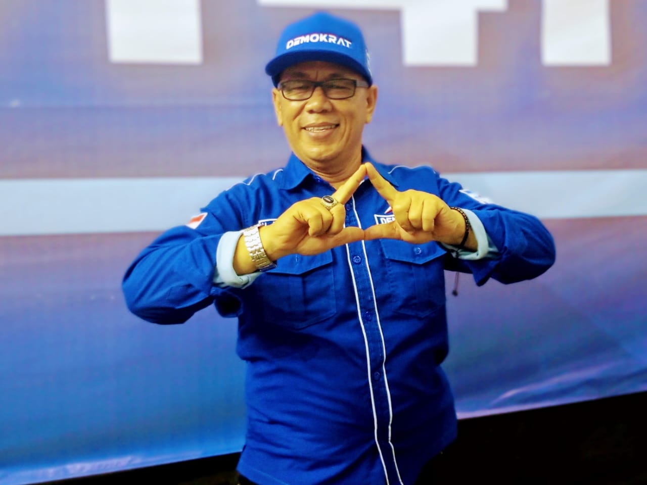 H. ASEP IKHSAN, S. Pd. M. Pd. M.M. Merupakan Tokoh Pendidikan di Kabupaten Bandung
