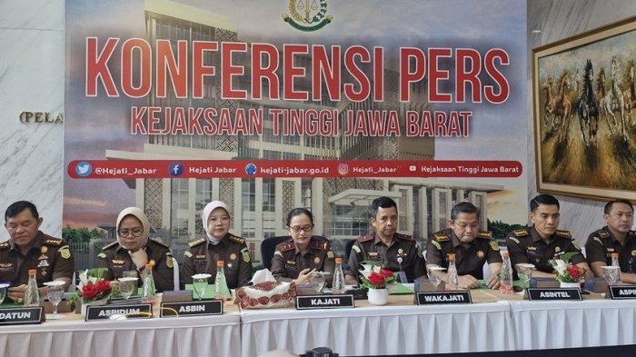 Konferensi Pers Akhir Tahun Kejaksaan Tinggi Jawa Barat.