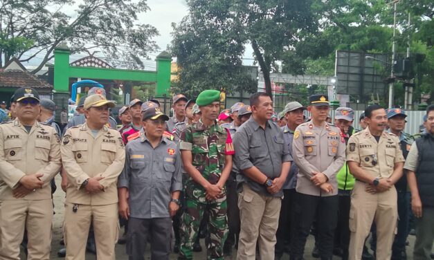 Forkopimcam Ciparay Gelar Apel Siaga Gabungan Menjelang Pergantian Tahun Baru 2025