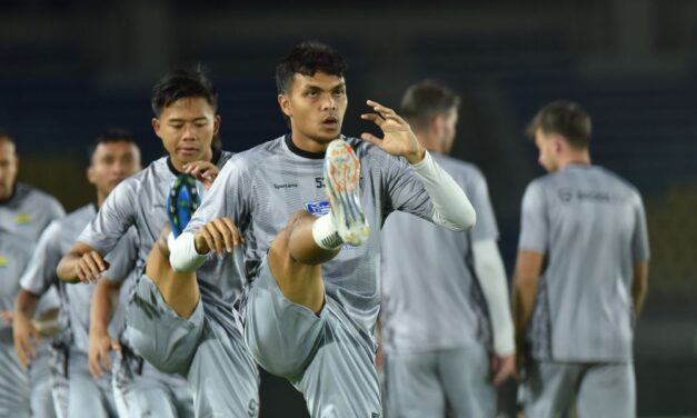 Persib Bandung Siap Hadapi Persis Solo di Pekan ke-17 Liga 1 Indonesia Dan Berpeluang Menjadi Juara Paruh Musim