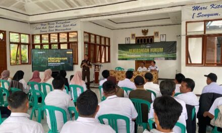 “Cegah Korupsi, Kejati Jabar Berikan Penerangan Hukum kepada Pemerintah Desa”