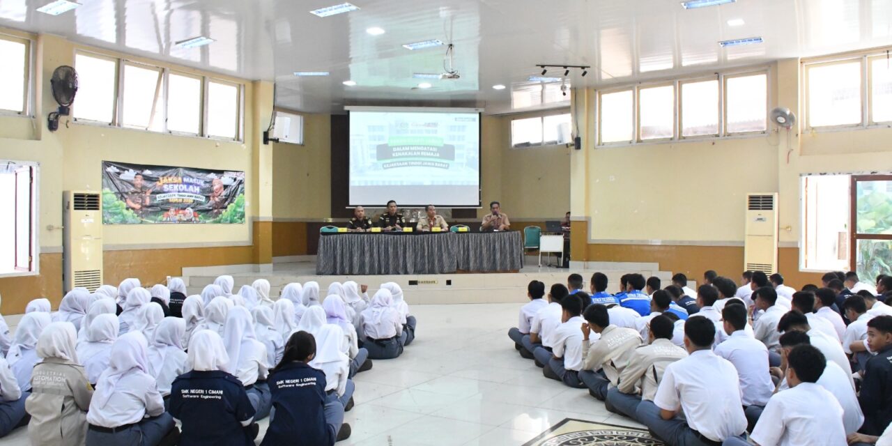 JAKSA MASUK SEKOLAH KEJAKSAAN TINGGI JAWA BARAT DI SMK NEGERI 1 CIMAHI