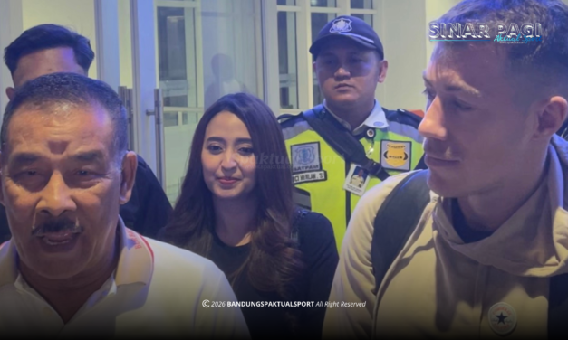Peralta Tiba di Bandung, Disambut Hangat Manajemen PERSIB dan Para Bobotoh