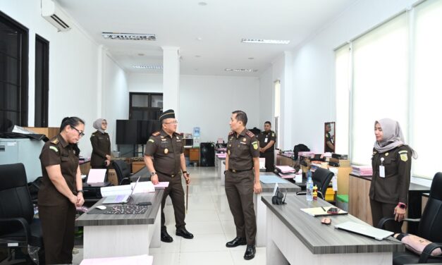 KUNJUNGAN KERJA KAJATI JABAR KE KEJARI CIMAHI DAN KOTA BANDUNG