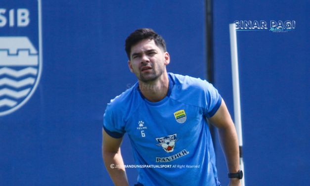 Sandy Walsh Kembali Berlatih, Siap Hadapi Shopee Cup Bersama Persib